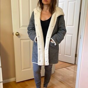 Zara Gray and Cream Teddy Jacket Cozy Winter Essential